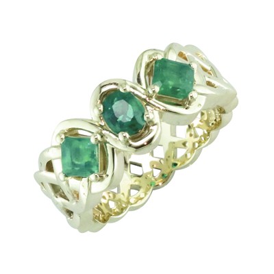 Yellow gold Emerald Celtic style ring