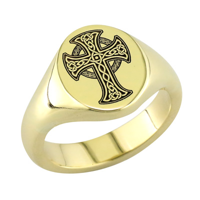 Gold signet ring with Celtic cross laser engraving