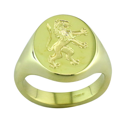 Gent’s gold signet ring with rampant lion seal engraving