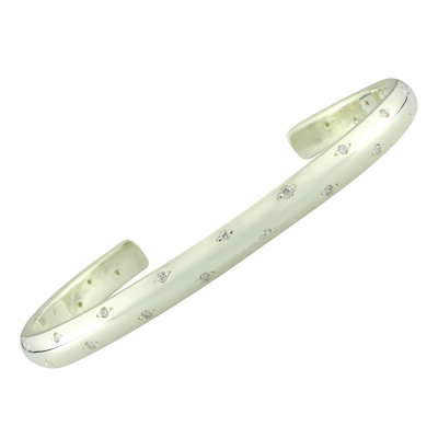 White gold bangle with flush set diamonds