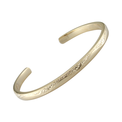 9ct yellow gold Hand engraved bangle