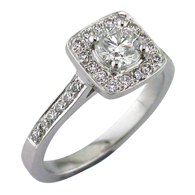 Diamond halo cluster ring with grain set diamonds