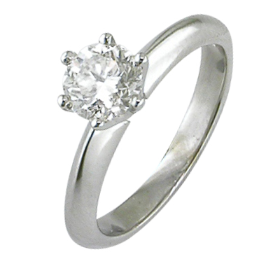 Six claws solitaire platinum ring