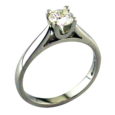 Platinum four claw diamond single stone ring