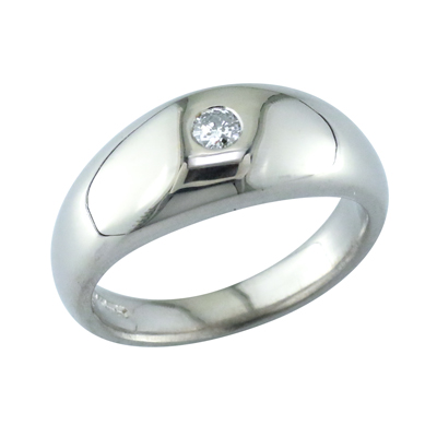 Gent’s diamond single stone ring