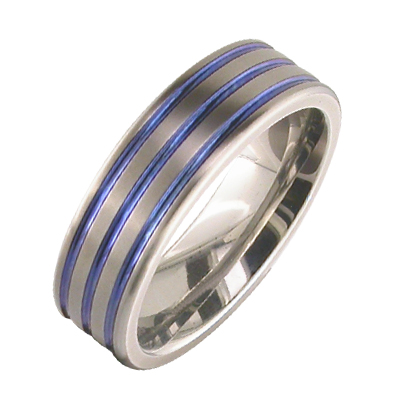 Gent’s titanium wedding ring with purple plating