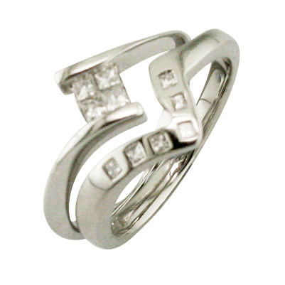 Fitted wedding ring with flush set princess cut diamonds